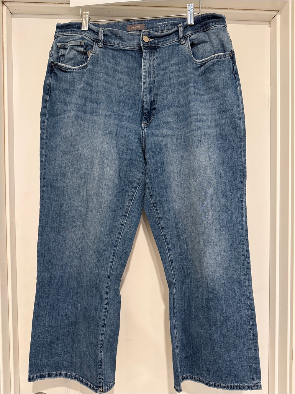 DL1961 Men’s Relaxed Straight Jeans — Light Blue Wash
